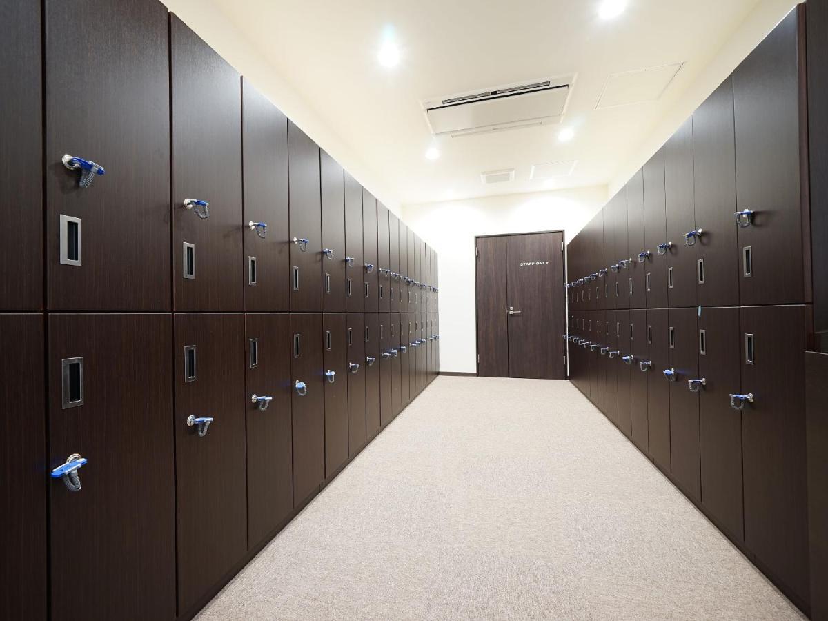 Wellcabin Tenjin - Male Only Fukuoka  Eksteriør bilde
