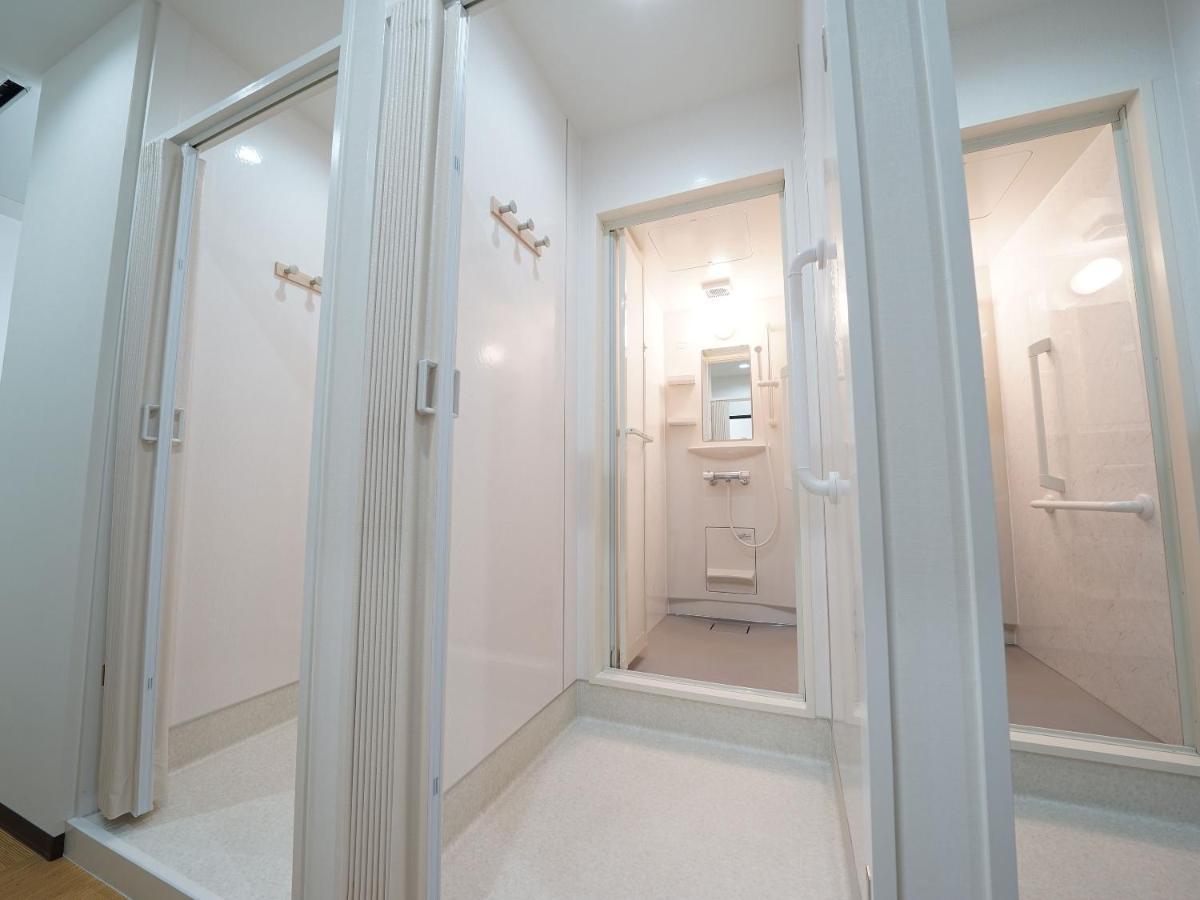 Wellcabin Tenjin - Male Only Fukuoka  Eksteriør bilde